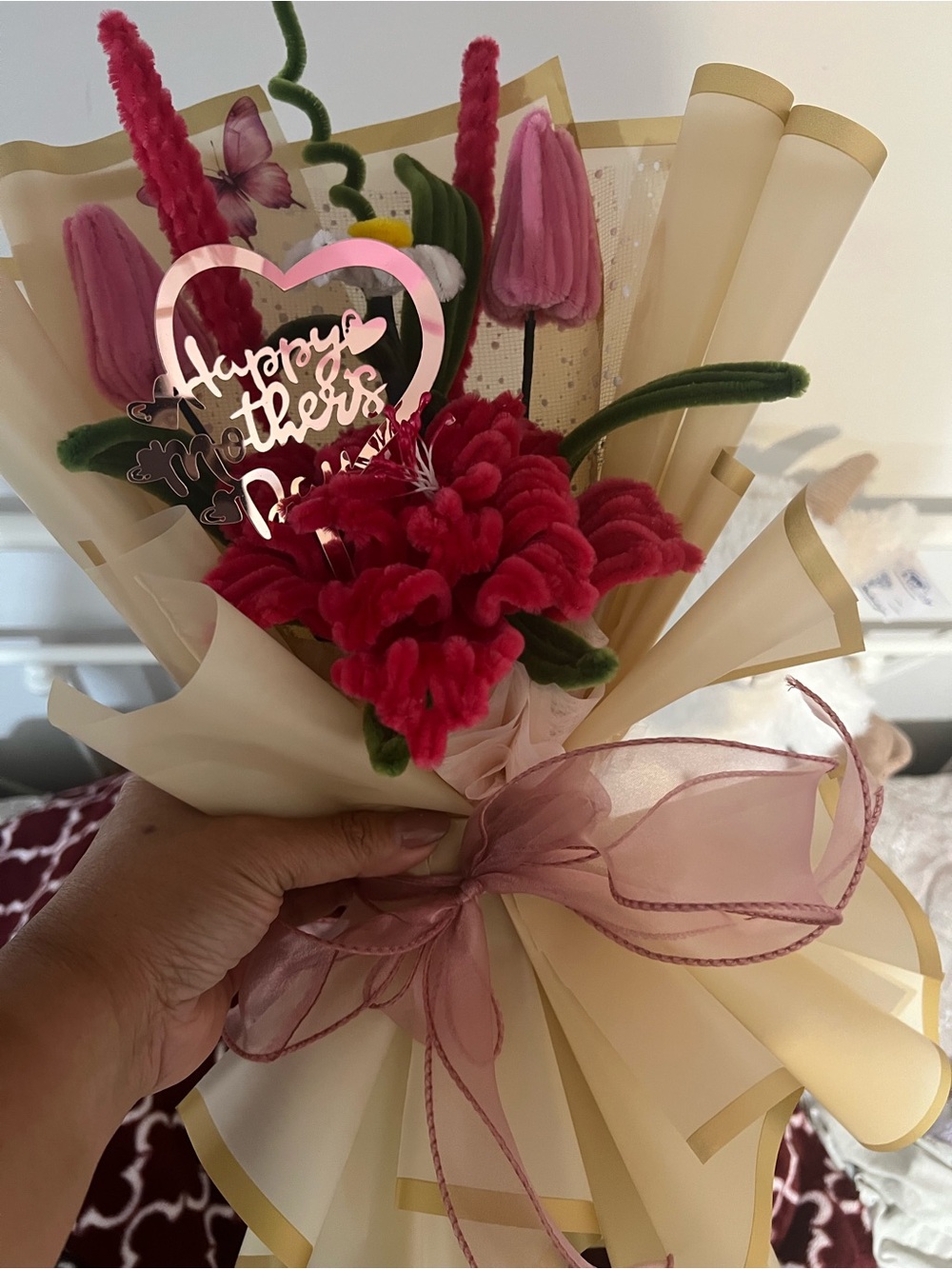 Fuzzy wire Bouquet for mother’s day